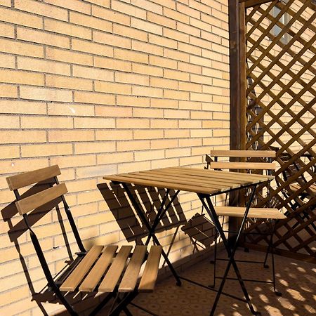 Isola 163 Guest House フィウミチーノ エクステリア 写真