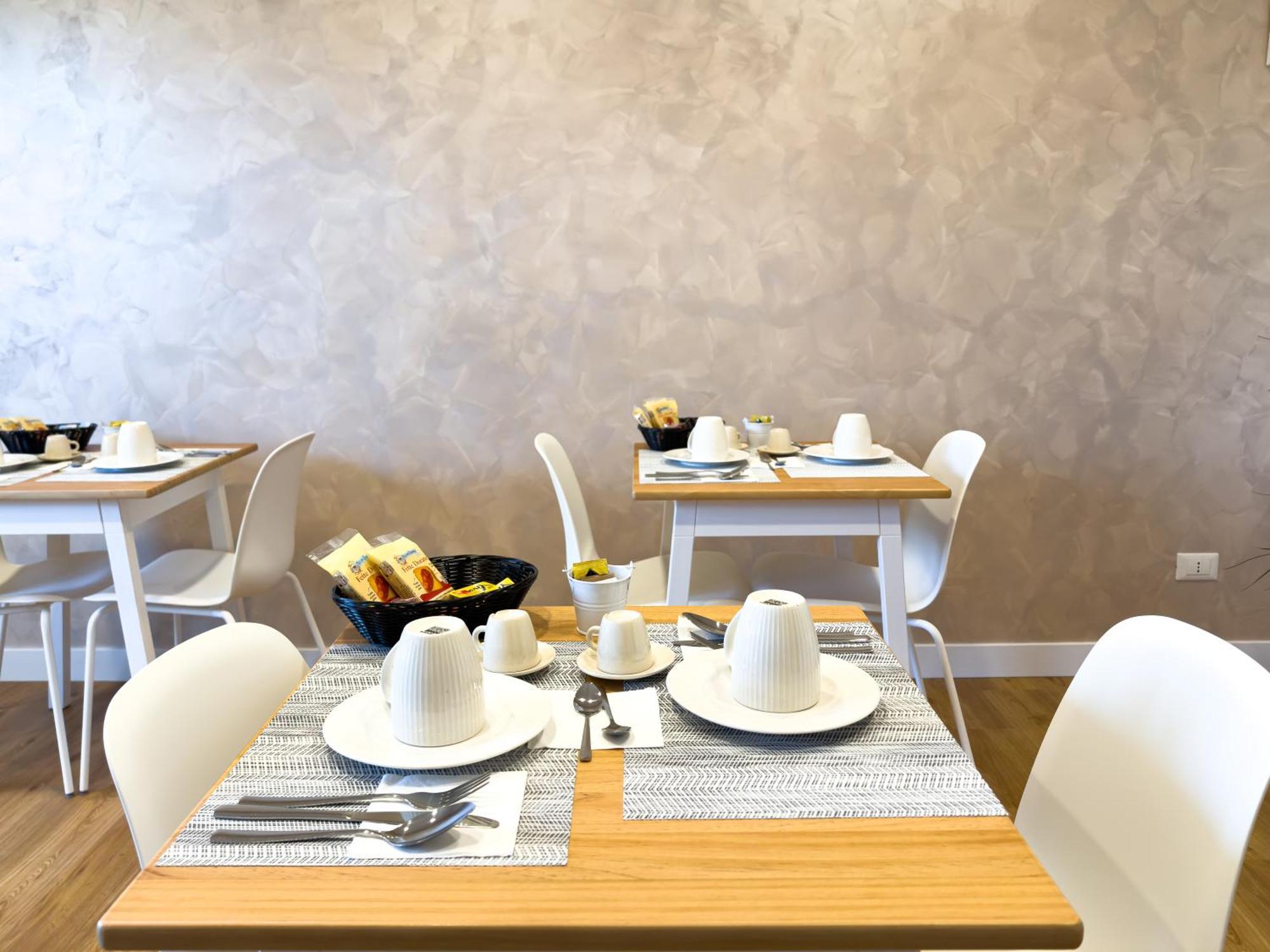 Isola 163 Guest House フィウミチーノ エクステリア 写真